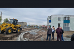 Комфортные дворы: в Карасуке продолжаются работы по благоустройству дворовых территорий в микрорайоне «Педколледж»