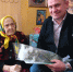Глава округа Вячеслав Кулаков поздравил со 100-летием ветерана Великой отечественной войны Анну Ивановну Соловьев - Карасукский район