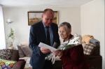 Глава Карасукского округа поздравил с 96-летием ветерана Великой Отечественной войны Марию Михайловну Селезневу