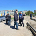 В Карасуке оценили старт благоустройства пешеходной зоны у стадиона «Локомотив»