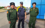 Казаки ХКО «Карасукское» совместно с сотрудниками полиции вышли на дежурство на АЗС города Карасука.